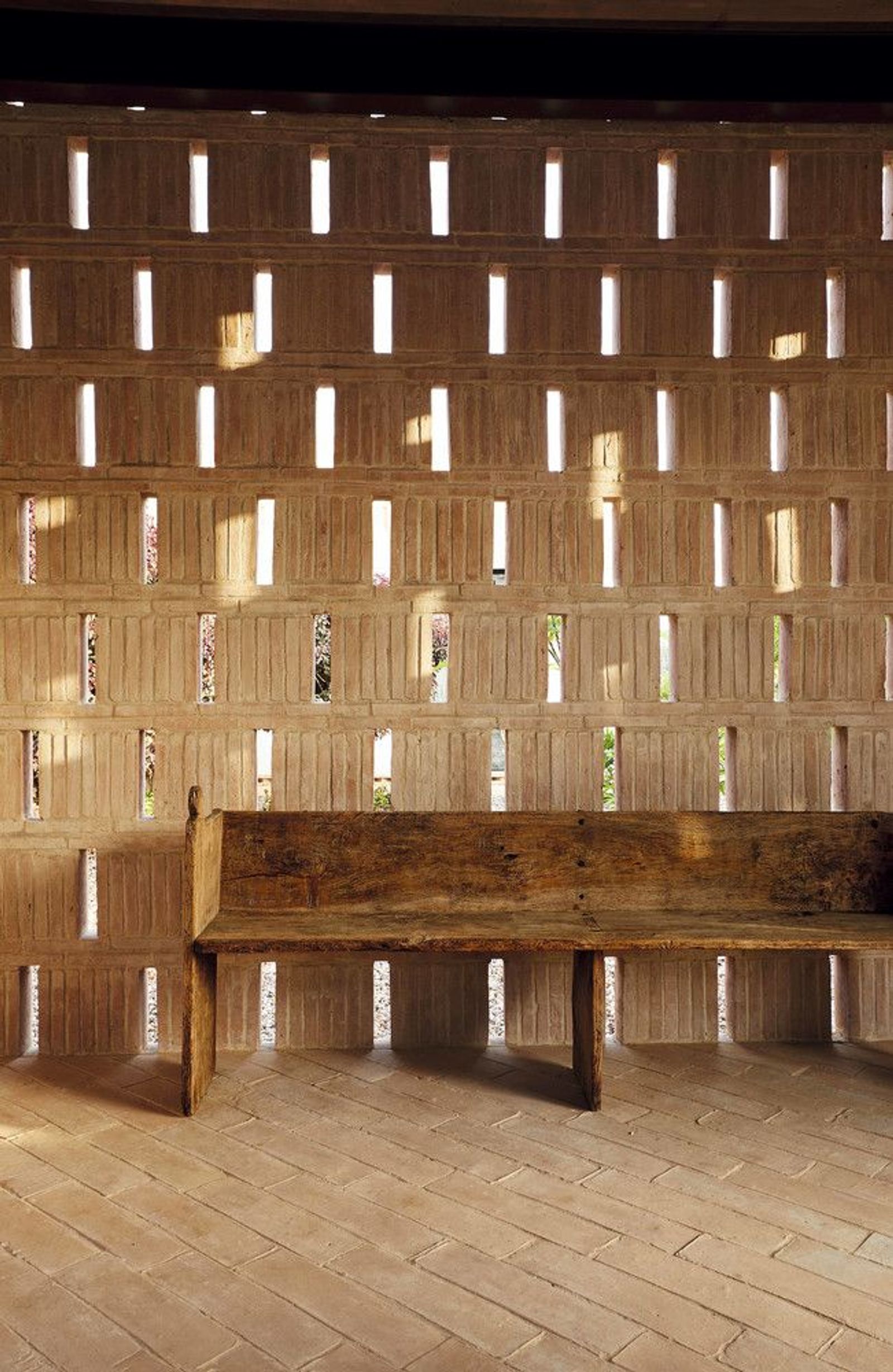 Andalusí modernised brick screen